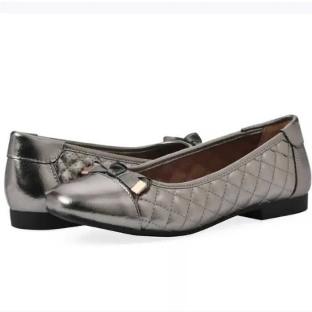 BRAND NEW CLIFFS by WHITE MOUNTAIN BEKK QUILTED BALLETFLATS
